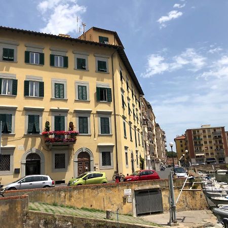 Renovated Apartment With 3 Bedrooms In An Historic Palazzo Between Port And Old Town Livorno Ngoại thất bức ảnh