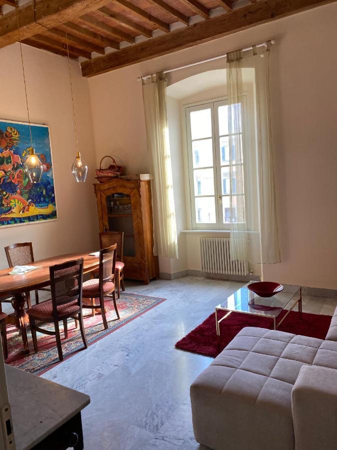 Renovated Apartment With 3 Bedrooms In An Historic Palazzo Between Port And Old Town Livorno Ngoại thất bức ảnh