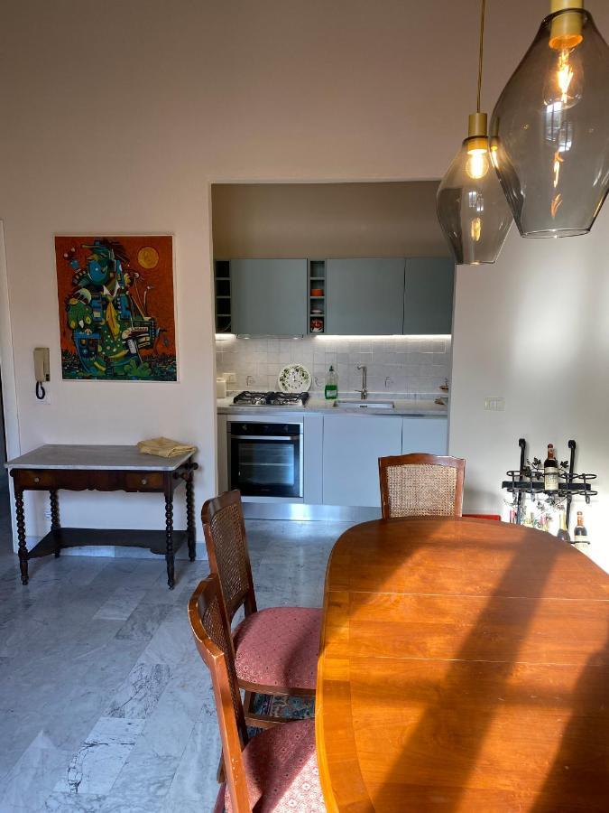 Renovated Apartment With 3 Bedrooms In An Historic Palazzo Between Port And Old Town Livorno Ngoại thất bức ảnh