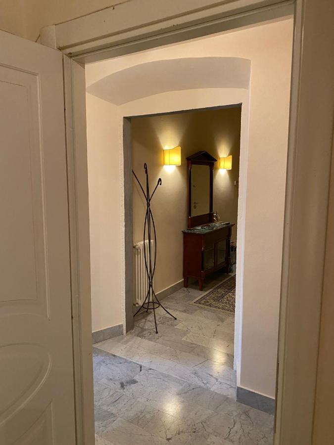 Renovated Apartment With 3 Bedrooms In An Historic Palazzo Between Port And Old Town Livorno Ngoại thất bức ảnh